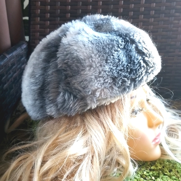 60's MISS DIOR by Christian DIOR Fur TAM Grey Puffy Panel Euro Chic Snow HAT EVC - Picture 7 of 16